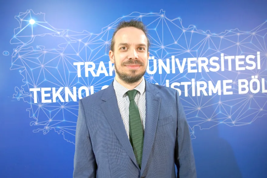Muduru Isik Cetintav - Dondurarak kuruttukları meyveleri ihraç ediyorlar