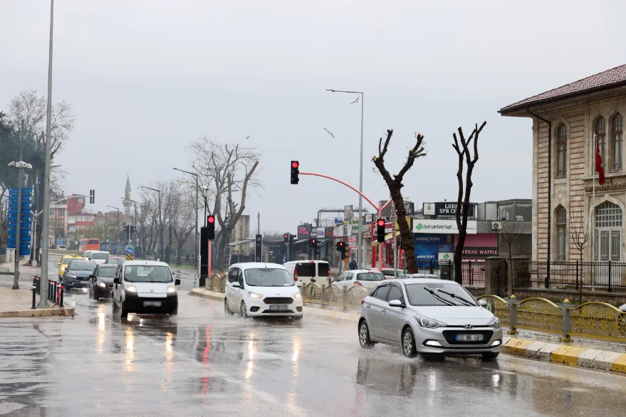 Edirne’de sağanak etkili oluyor