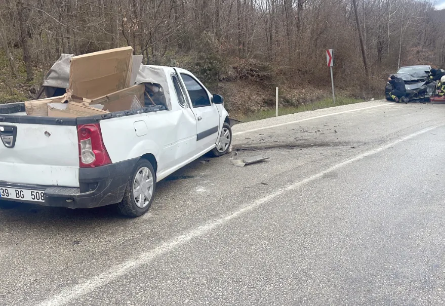 Tekirdağ’da iki araç çarpıştı: 4 yaralı
