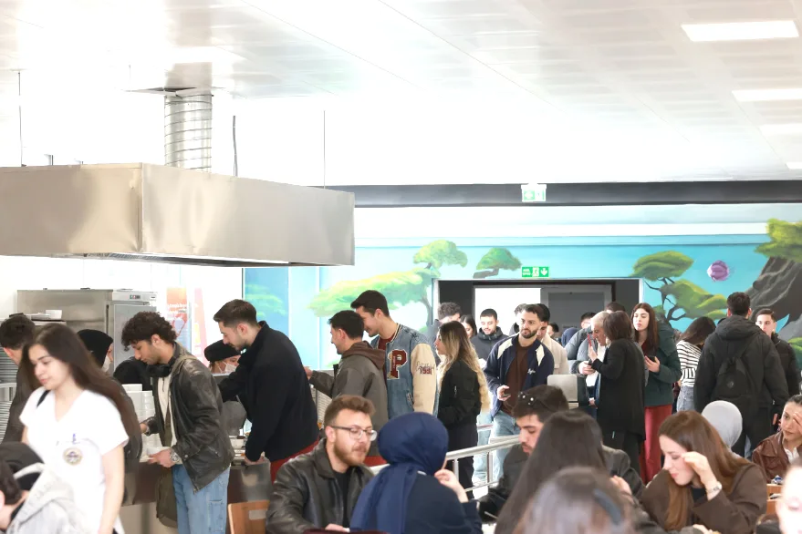 Trakya Üniversitesinde “askıda yemek” desteği