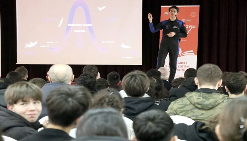 Astronot Tuva Cihangir Atasever, Kırklareli’nde öğrencilerle buluştu