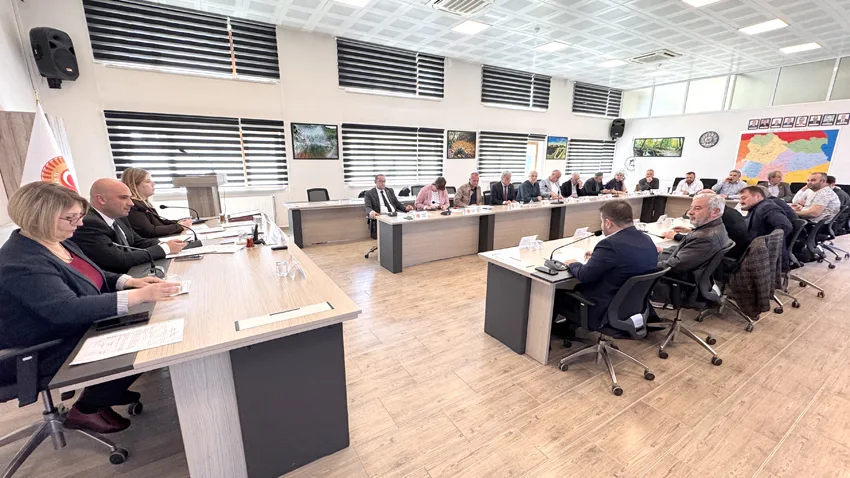 Kırklareli İl Genel Meclisi, köy yolları için asfalt ekipmanını güçlendiriyor