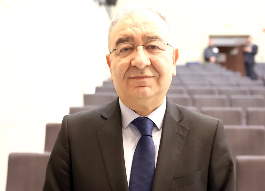 “Sigara şirketleri, 20 yaş altı gençleri ve çocukları hedef alıyor”