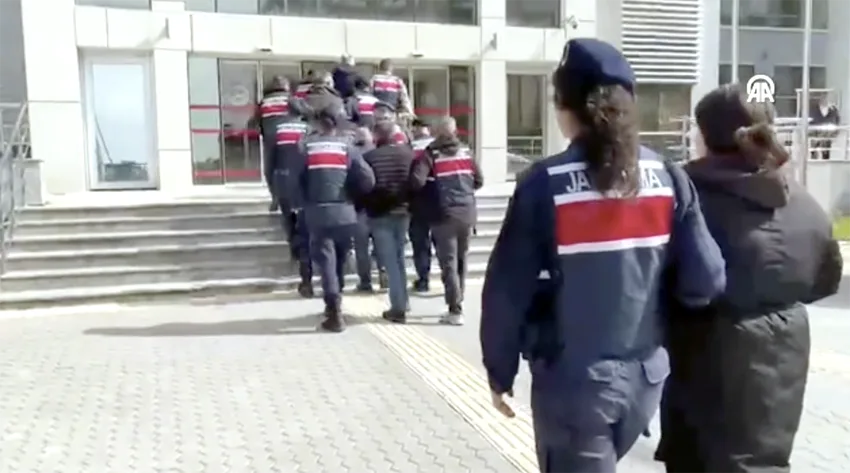 İstanbul’da bir teknede 200 kilogram uyuşturucu ele geçirilmesine ilişkin 5 zanlı tutuklandı