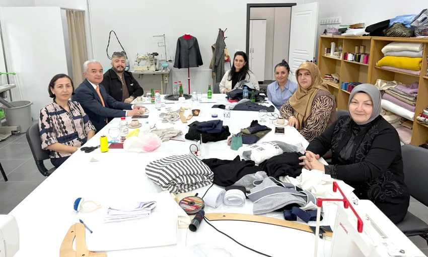 Kırklareli Valisi Turan, Umutlu Kadınlar Sosyal Girişimcilik ve Yaşam Merkezini ziyaret etti