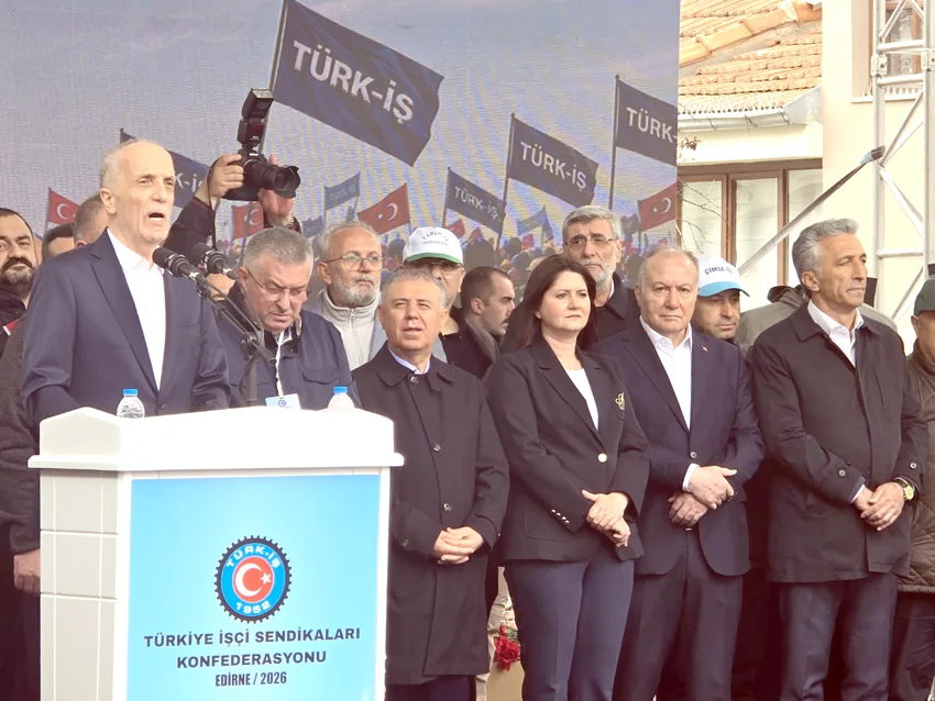 1 mayis kutlamalari 22 - Meydanlarda 1 Mayıs coşkusu