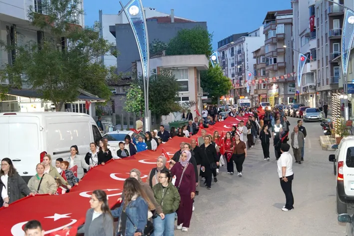 19 mayis programi 4 - Trakya’da 19 Mayıs yürüyüş, konser ve fener alayıyla kutlandı