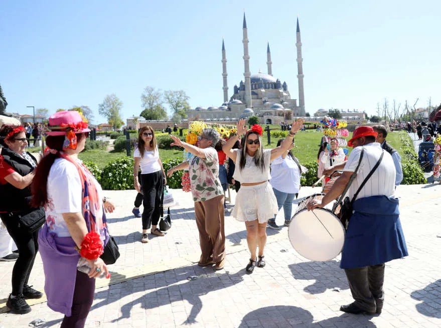 Edirne’de Kakava coşkusu başladı