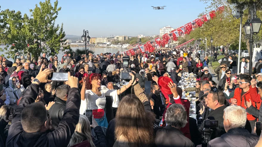 Tekirdağ’da Hıdırellez coşkusu sahilde kahvaltıyla başladı