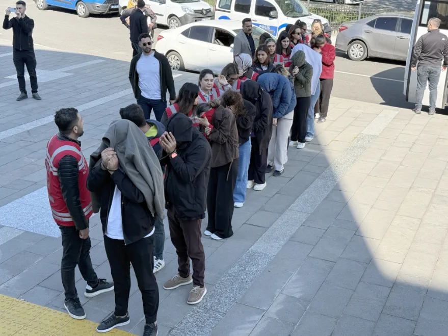 Tekirdağ merkezli dolandırıcılık operasyonunda 12 tutuklama
