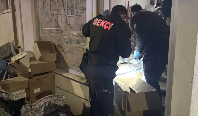 Şiddet ihbarı uyuşturucu ve kaçak ürünleri ortaya çıkardı
