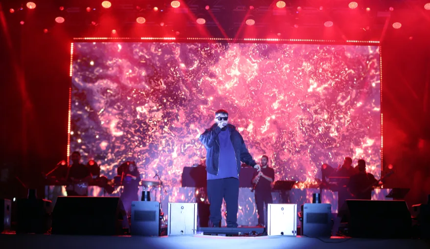 Şarkıcı Eypio, Kırklareli’nde konser verdi
