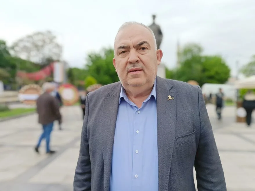 Akgün, “Çiftçi ayakta kalma savaşı veriyor”