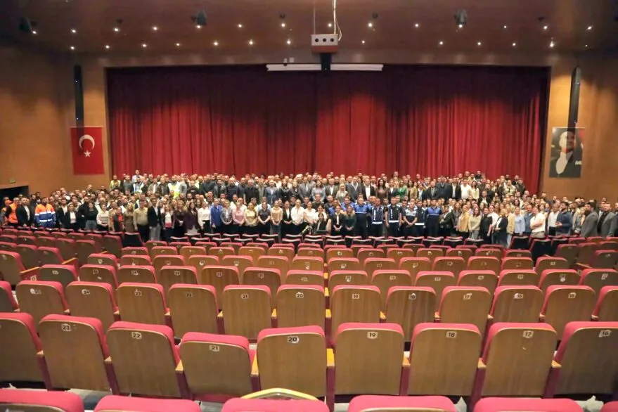 Gencan Bayramlasma 2 - Başkan Gencan, belediye personeliyle bayramlaştı