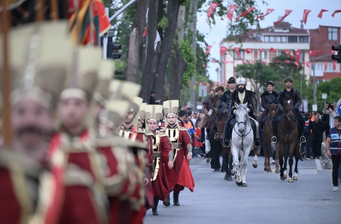 Edirne’de İstanbul’un fethinin 573. yıl dönümü coşkuyla kutlandı