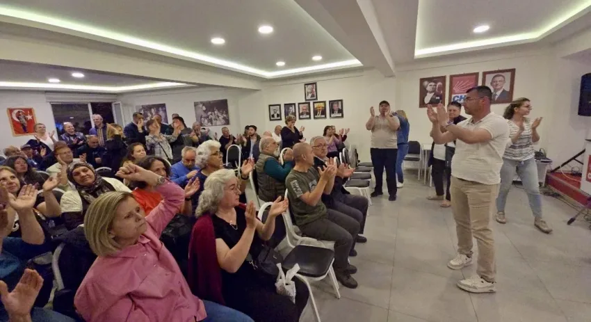 IMG 1234 e1779390370268 - CHP Edirne İl Başkanlığı’nda Kılıçdaroğlu portresi çöpe atıldı