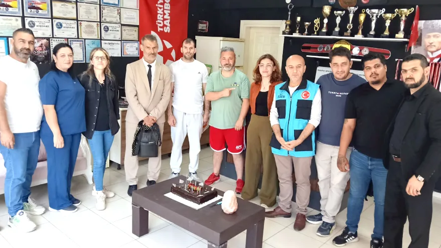 Yesevi Hareketi’nden Dünya İkincisi İzel Erim’e anlamlı kutlama