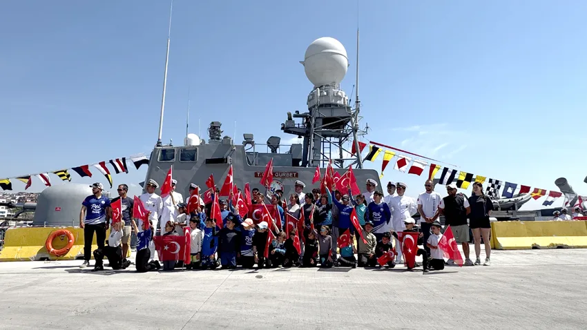 TCG Gurbet Hücumbotu, Tekirdağ’da ziyarete açıldı