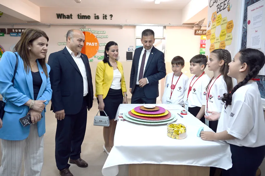 TÜBİTAK 4006 Bilim Fuarı açıldı