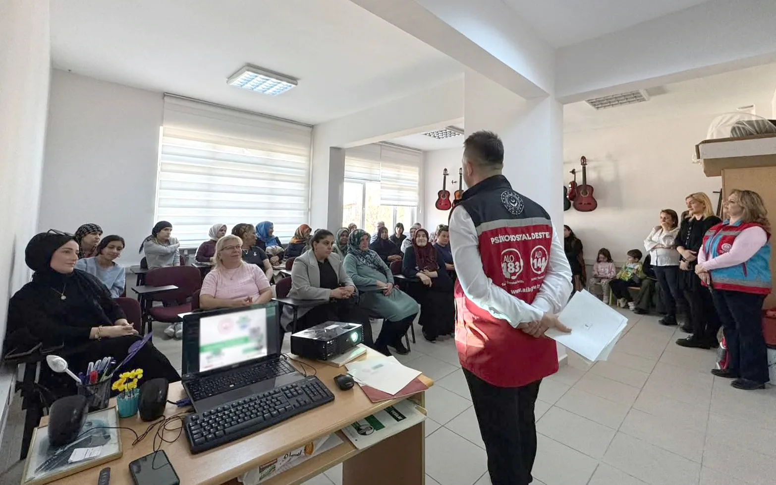 Kadina yonelik siddetle mucadele egitimi - Kadına yönelik şiddetle mücadele eğitimleri verildi