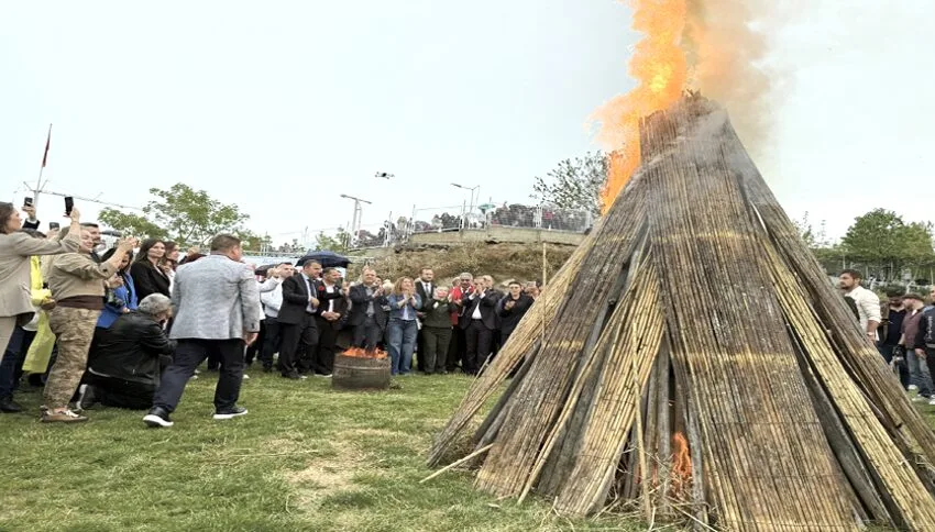 Tekirdağ’da “3. Süleymanpaşa Kakava Hıdrellez Şenliği” başladı