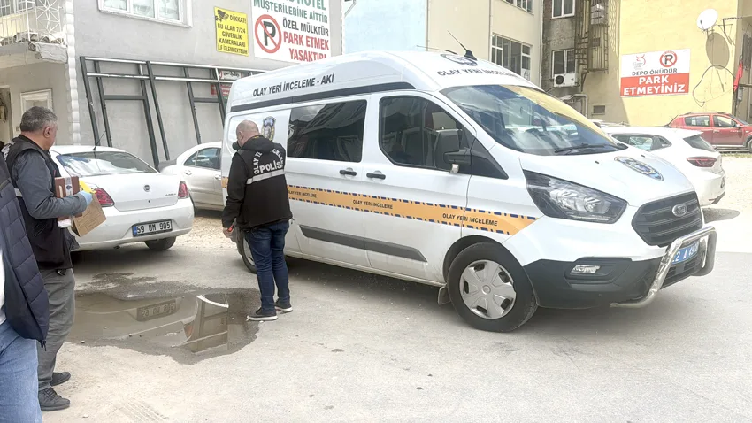 Yol verme tartışmasında 3 kişi yaralandı