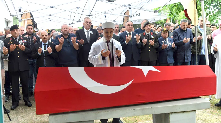 Tekirdağ’da vefat eden Kıbrıs gazisi son yolculuğuna uğurlandı