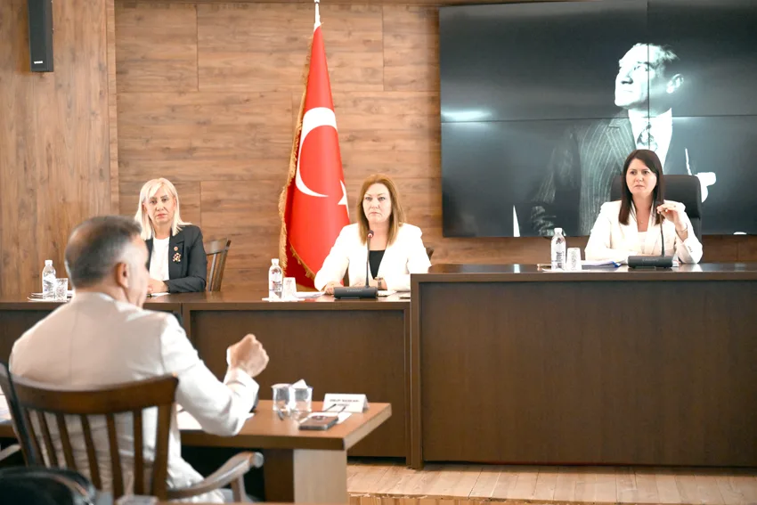 Belediye Meclisi’nde “halk ekmek” tartışması