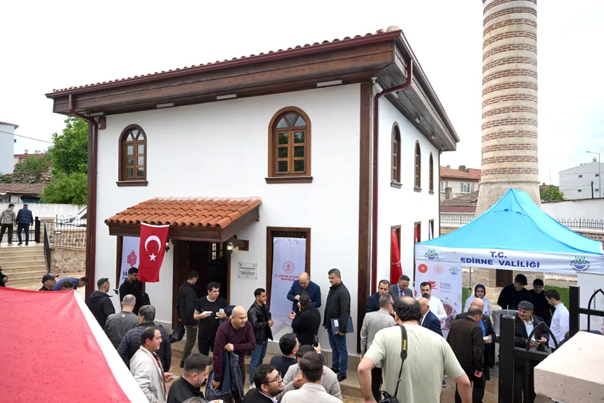 Şeyh Şüceaddin Camii ibadete açıldı