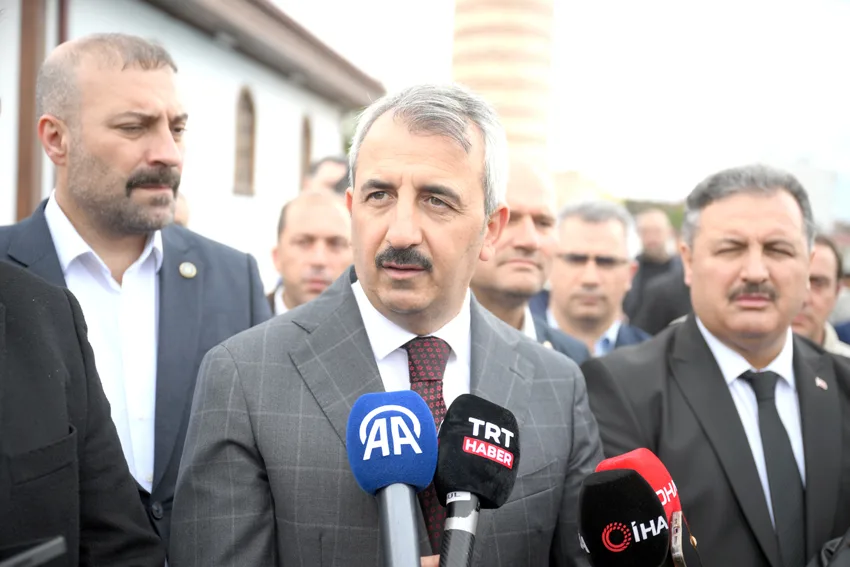 Seyh suceaddin camii acilisi 3 - Şeyh Şüceaddin Camii ibadete açıldı