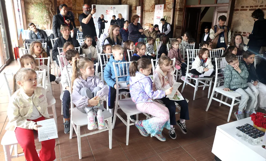 Kırklareli’nde Türk Mutfağı Haftası’nda öğrenciler peynir yapımını öğrendi