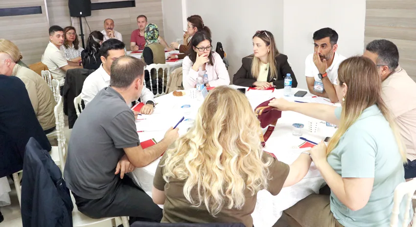 Trakya’da öğretmenler Türkiye Yüzyılı Maarif Modeli için buluştu
