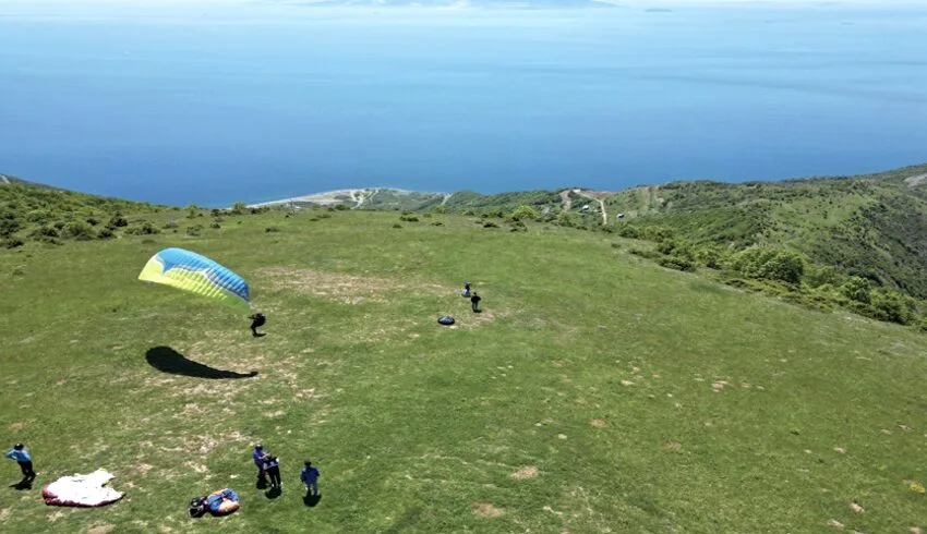 Tekirdağ bayramda paraşüt tutkunlarını bekliyor