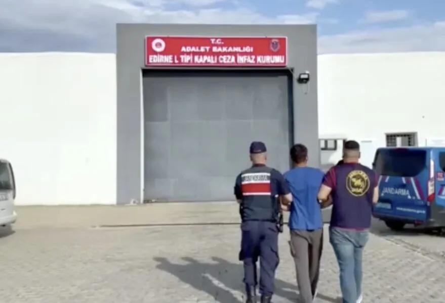 Hırsızlık zanlısı evdeki parmak izinden yakalandı
