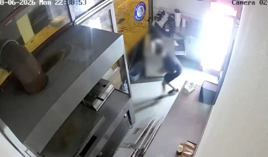 Edirne’de iş yerinden hırsızlık kamerada
