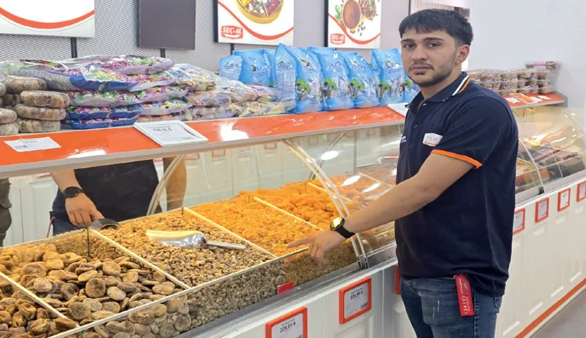 Aşurelik malzemeler raflardaki yerini aldı