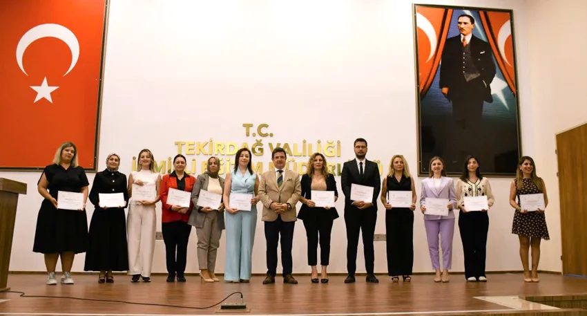 Tekirdağ Milli Eğitim Müdürü Yeniyol’dan öğretmen ve personele teşekkür belgesi