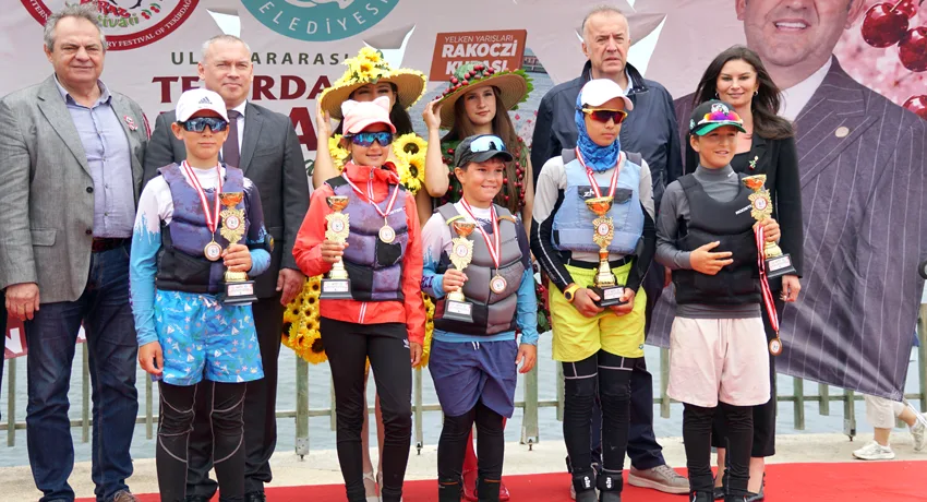 Tekirdağ’da düzenlenen uluslararası festivalde Rakoczi Kupası Yelken Yarışları yapıldı