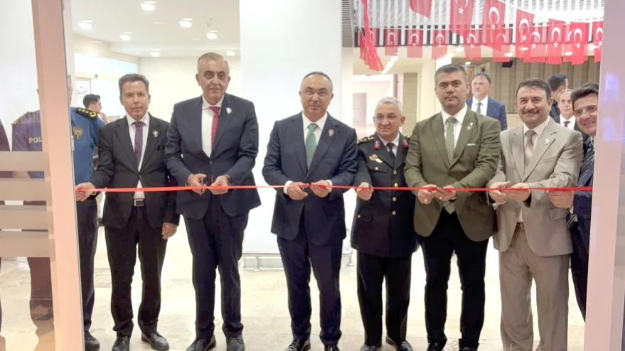 AA 20260715 41982106 41982103 TEKIRDAGDA 15 TEMMUZ DEMOKRASI VE MILLI BIRLIK GUNU ANMA MERKEZI ACILDI - Trakya’da 15 Temmuz Demokrasi ve Milli Birlik Günü dolayısıyla şehitlikler ziyaret edildi