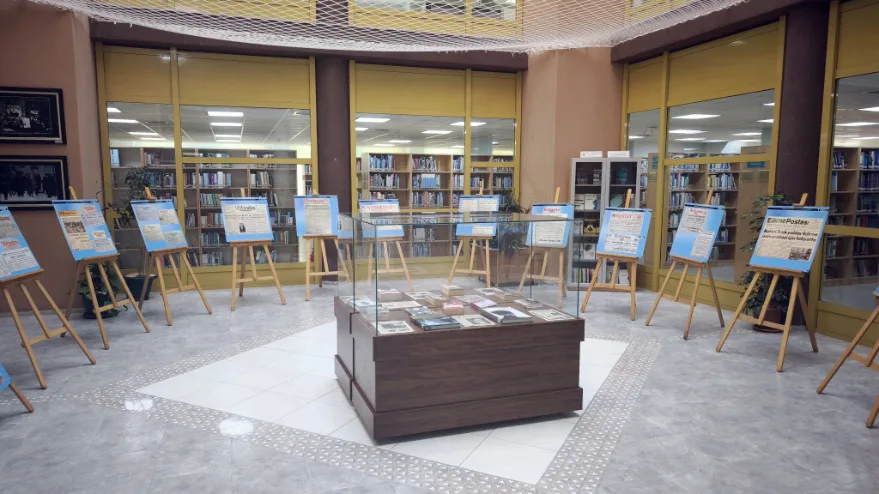 Gazete manşetleri TÜ’nün kuruluşunu anlatıyor