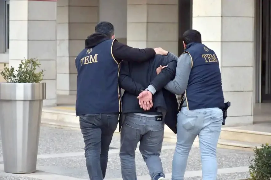 FETO Operasyonu 1 - Edirne’de iki yılanın “dansı” kameraya yansıdı