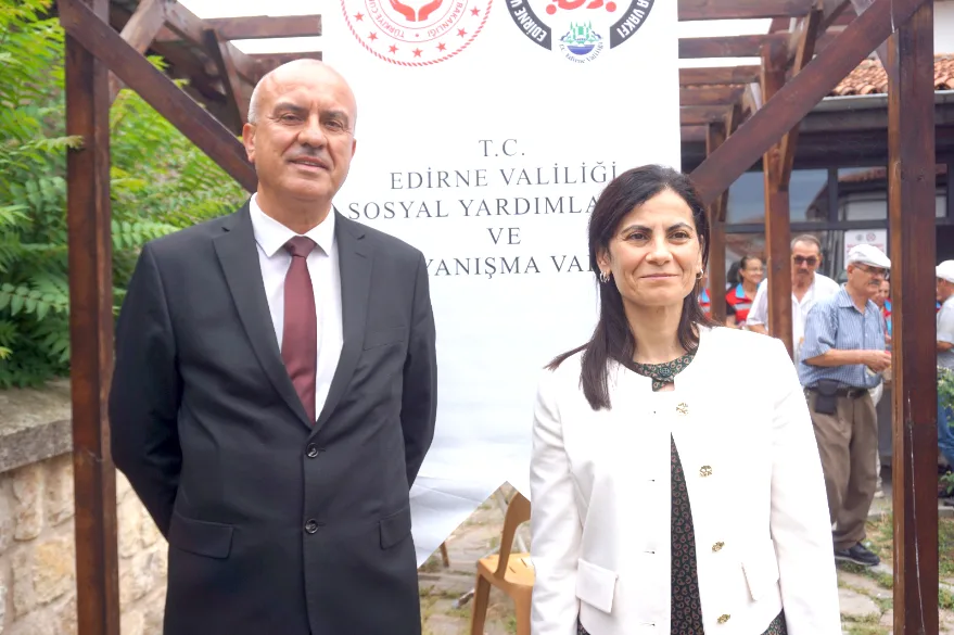 Gonul Sofrasi 3 - Paylaşmanın bereketi gönülleri buluşturdu