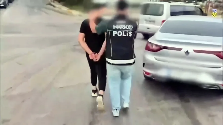 Uyusturucu Operasyonlari 1 - Köylülerin dikkati yaralı leyleği kurtardı
