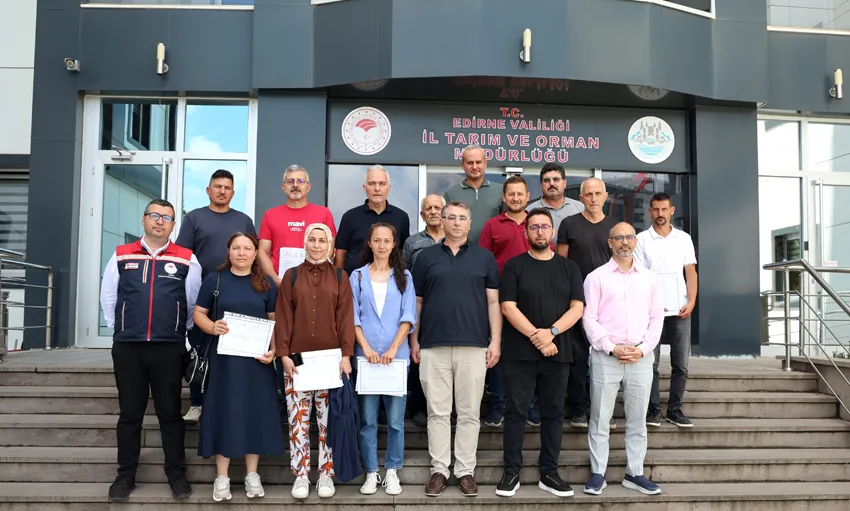 Yerel sera üreticilerine dijital pazarlama eğitimi