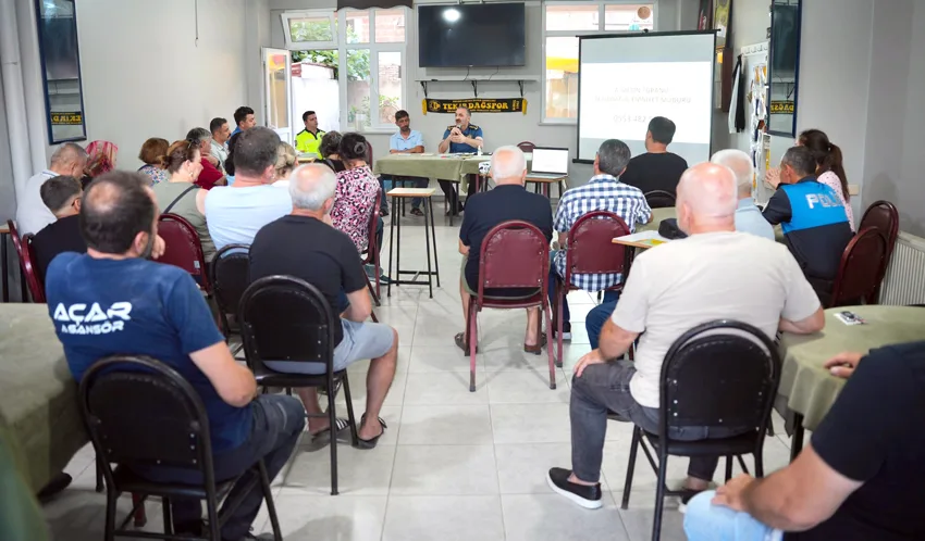 Tekirdağ Emniyet Müdürü Turanlı Roman vatandaşlarla bir araya geldi