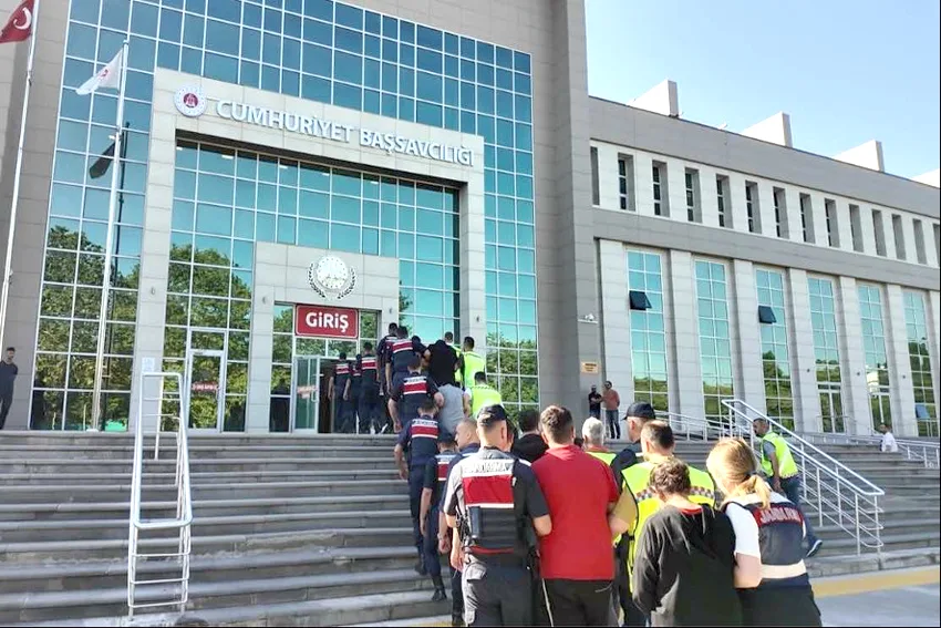 Tekirdağ’da uyuşturucu ve silah kaçakçılığı operasyonlarında 24 zanlı tutuklandı