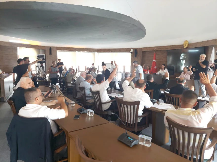 Mecliste “kamu zararı” tartışması