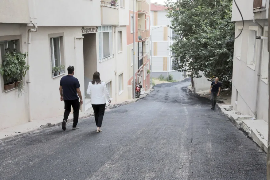 Gencan, asfalt çalışmalarını inceledi