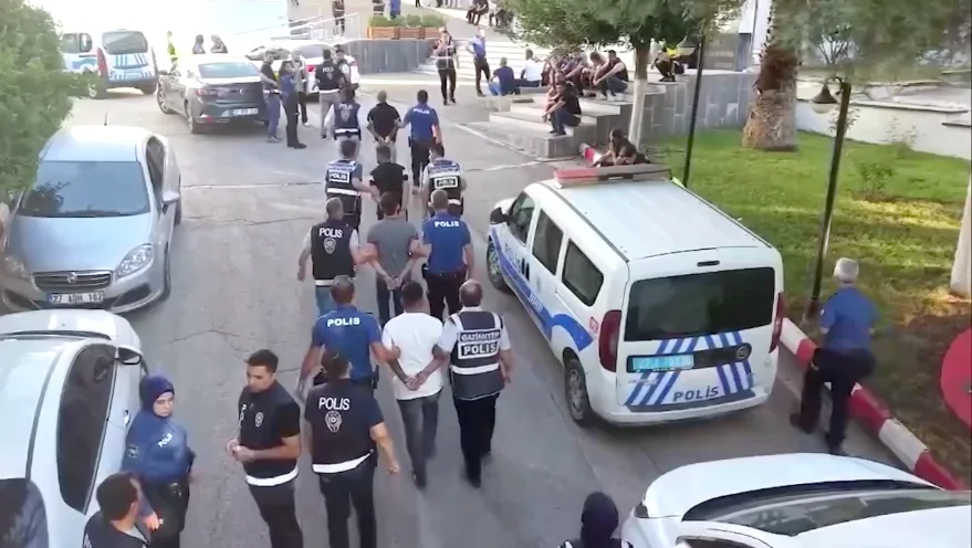 Edirne dahil 71 ilde zehir tacirlerine darbe