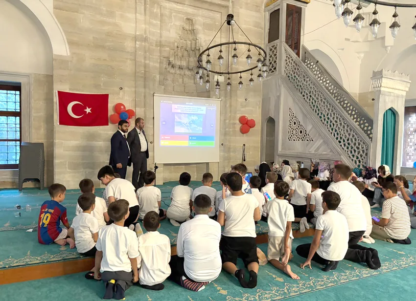 Tekirdağ’da Rüstem Paşa Camisi’nde yaz Kur’an kursu sona erdi